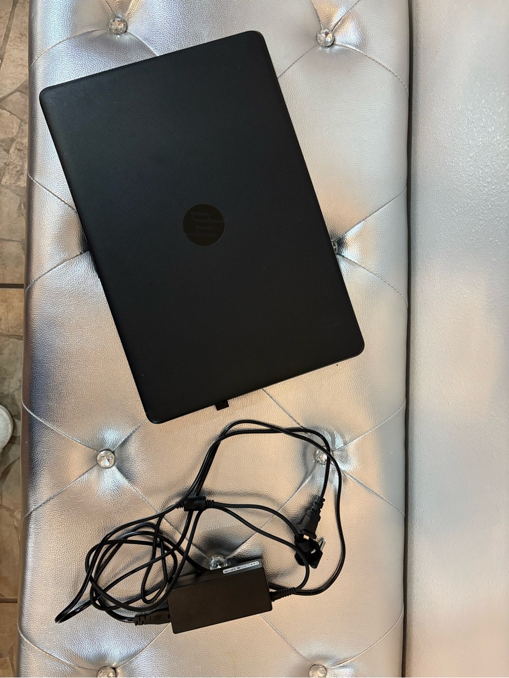 HP 15.6" Laptop in Black with Built-in Keyboard. Charger included. Ready to use. - Picture 2 of 5